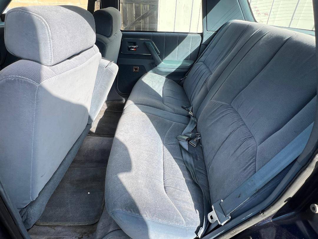 Buick-century-1996-blue-5