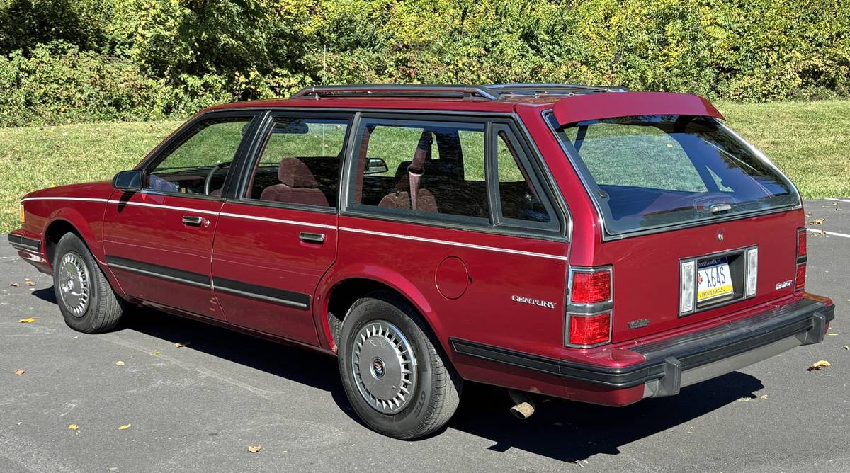 Buick-century-wagon-1996-red-7