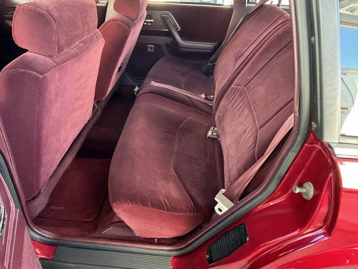 Buick-century-wagon-1996-red-9