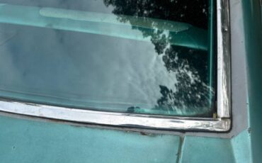 Buick-lesabre-1965-green-13