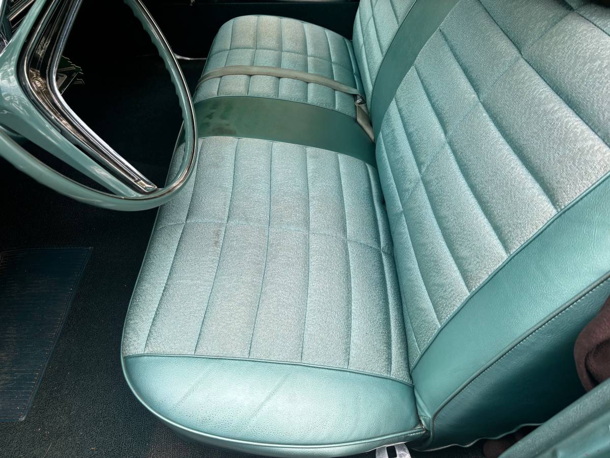 Buick-lesabre-1965-green-14