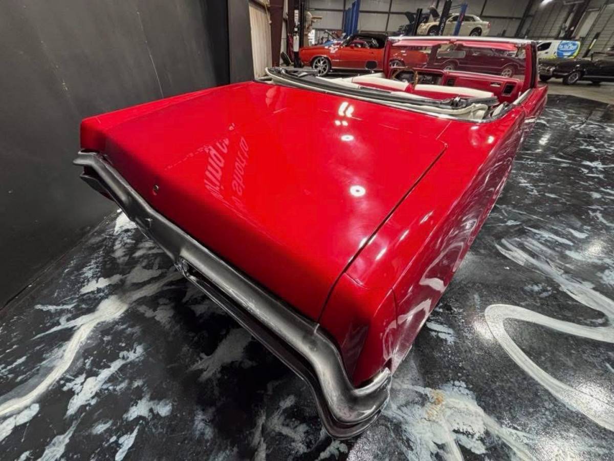 Buick-lesabre-1970-red-11