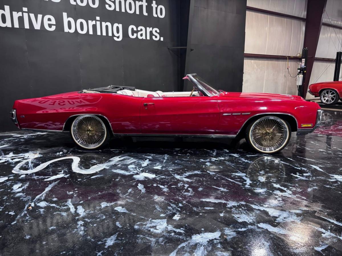 Buick-lesabre-1970-red-12