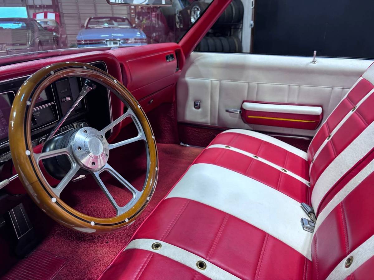 Buick-lesabre-1970-red-21