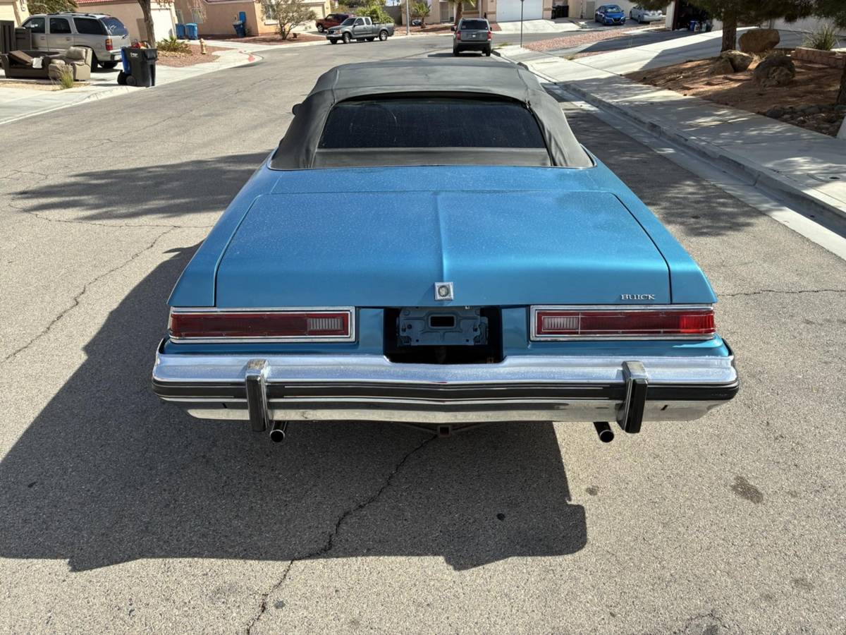 Buick-lesabre-1975-blue-4