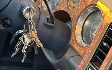 Buick-lesabre-1983-white