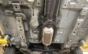 Buick-lesabre-custom-1990-white-18