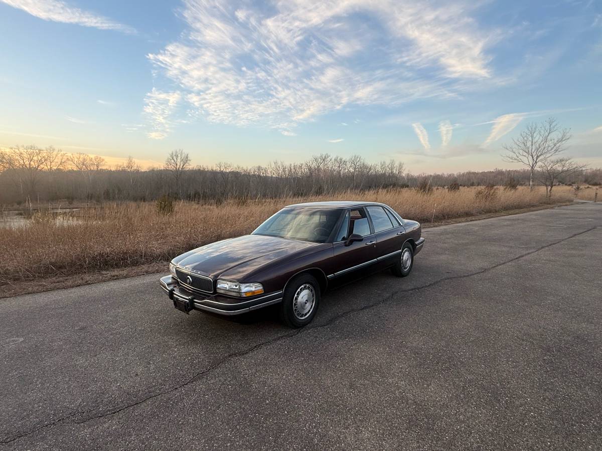 Buick-lesabre-custom-1995-custom-10