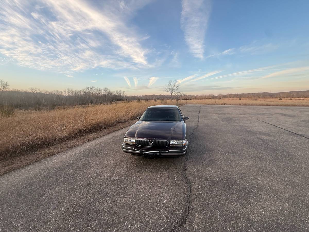 Buick-lesabre-custom-1995-custom-11