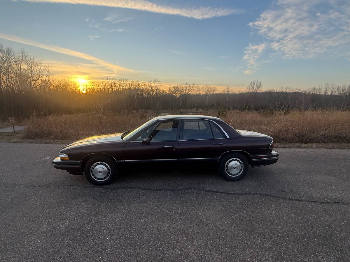 Buick-lesabre-custom-1995-custom-12