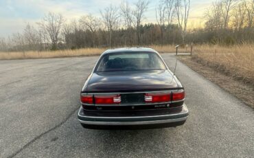 Buick-lesabre-custom-1995-custom-14