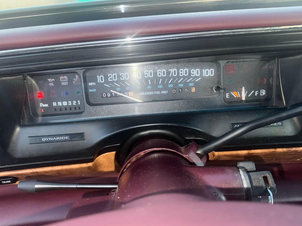 Buick-lesabre-custom-1995-custom-21