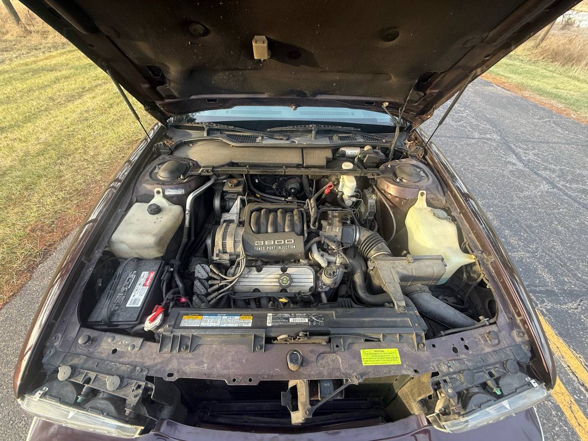 Buick-lesabre-custom-1995-custom-8