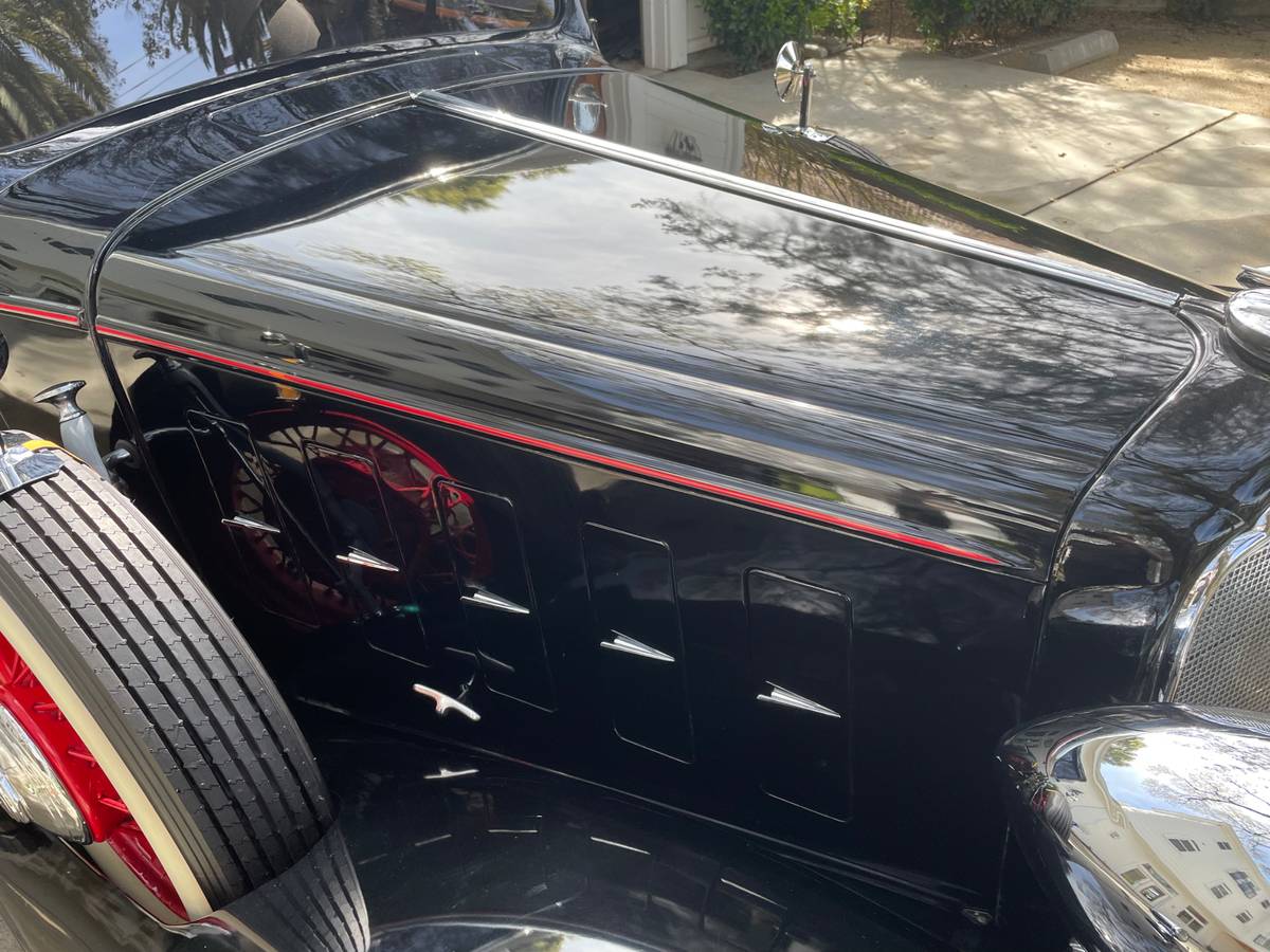 Buick-model-56-sedan-1933-3