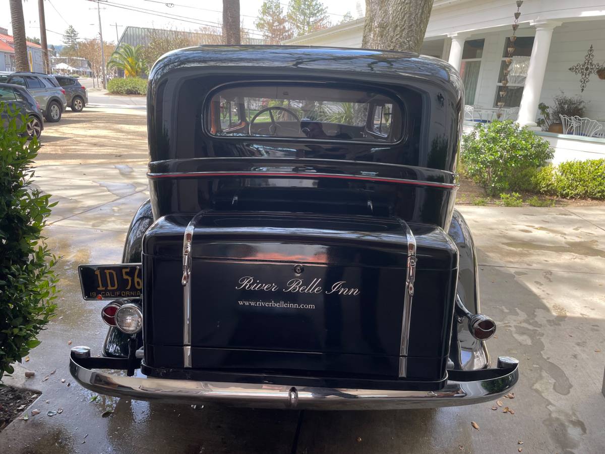 Buick-model-56-sedan-1933-7