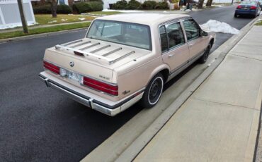 Buick-park-avenue-1990-4