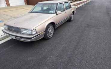 Buick-park-avenue-1990-7