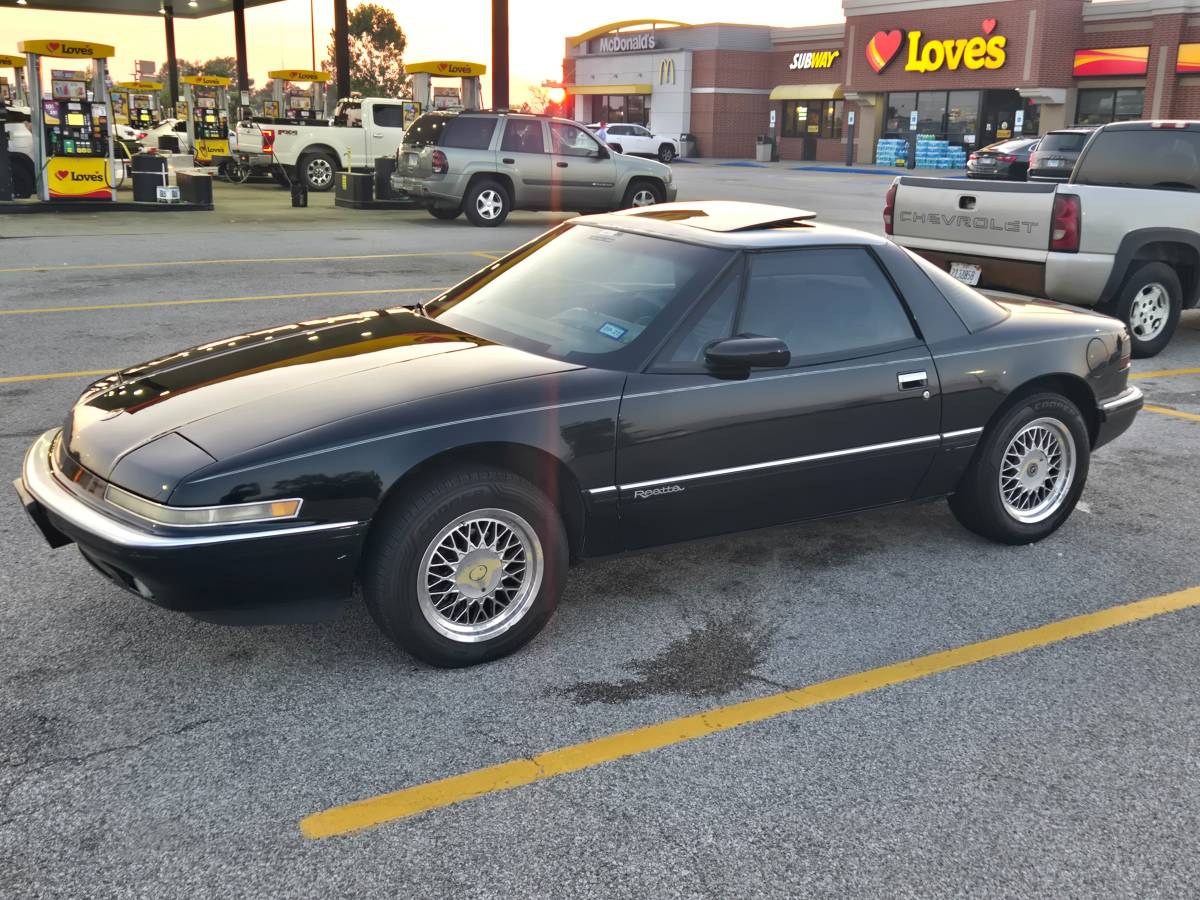 Buick-reatta-1990-black-4