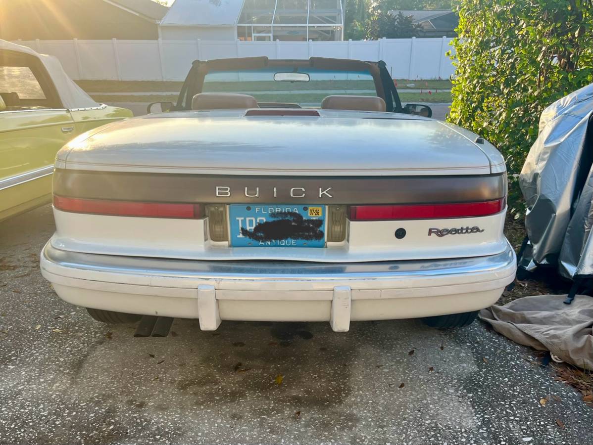 Buick-reatta-1990-white-2