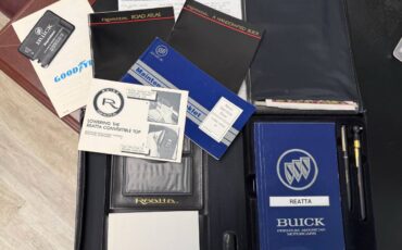 Buick-reatta-convertible-1990-white-12