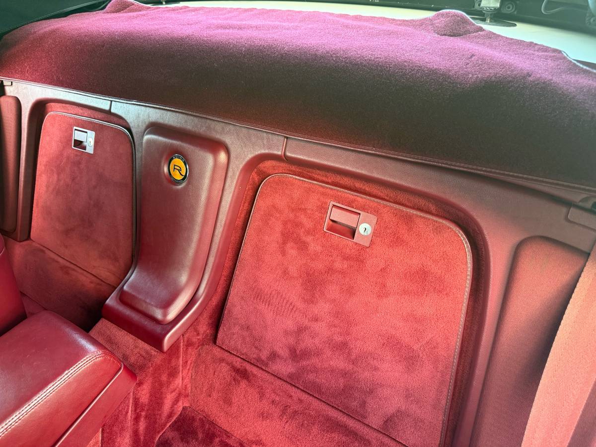 Buick-reatta-convertible-1990-white-18