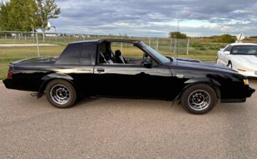 Buick-regal-1987-black-2