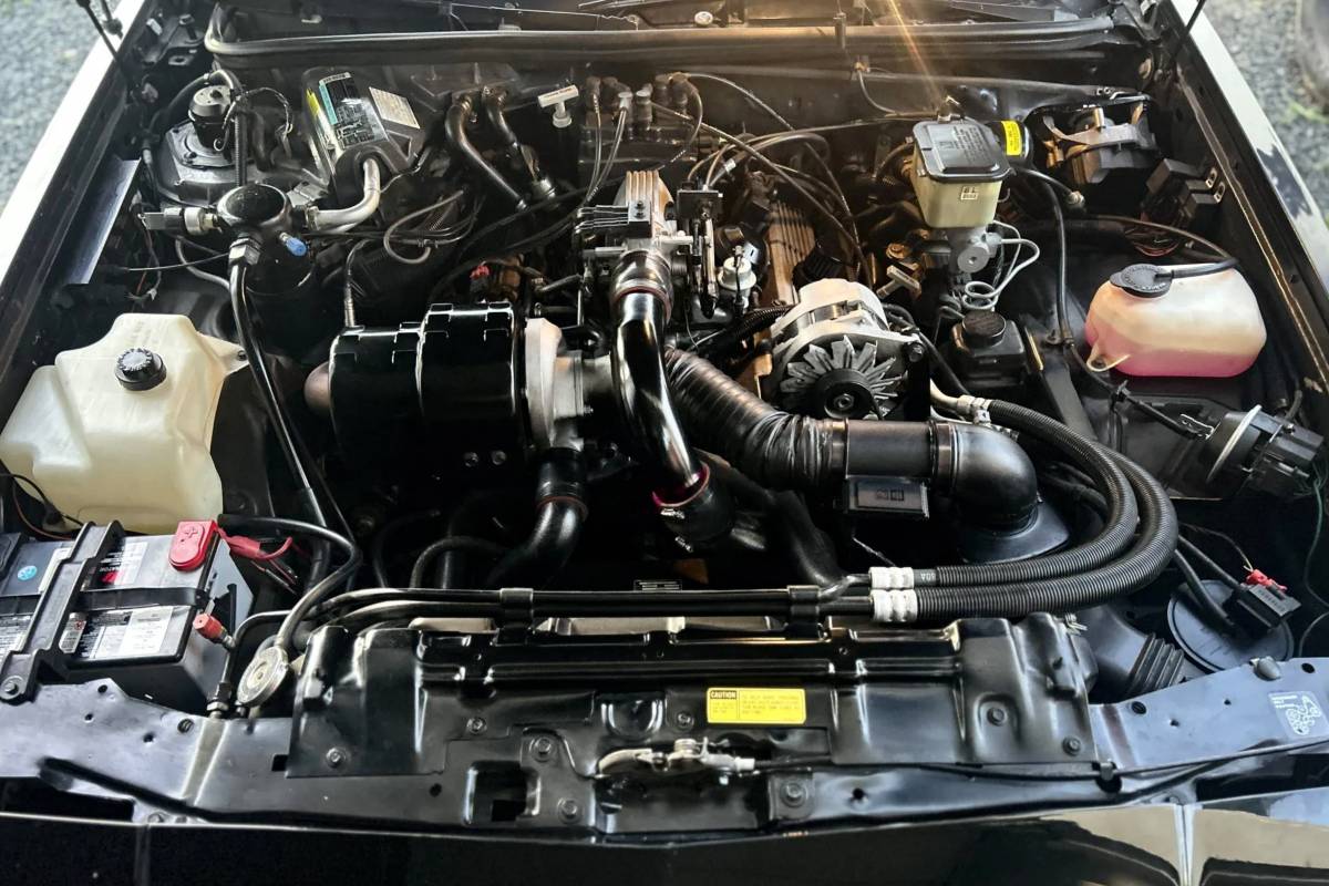 Buick-regal-1987-black-5