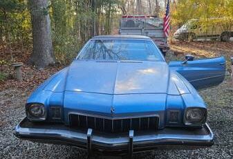 Buick-regal-1993-blue