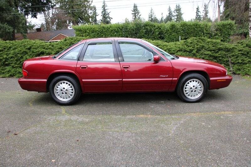 Buick-regal-custom-1995-red-12