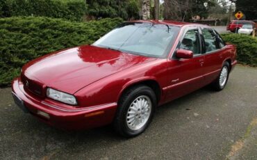 Buick-regal-custom-1995-red