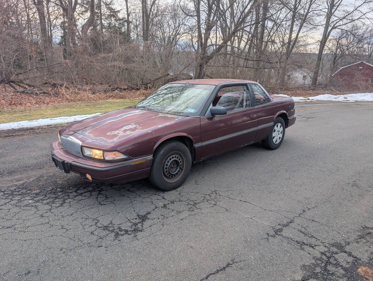 Buick-regal-custom-coupe-1993-3