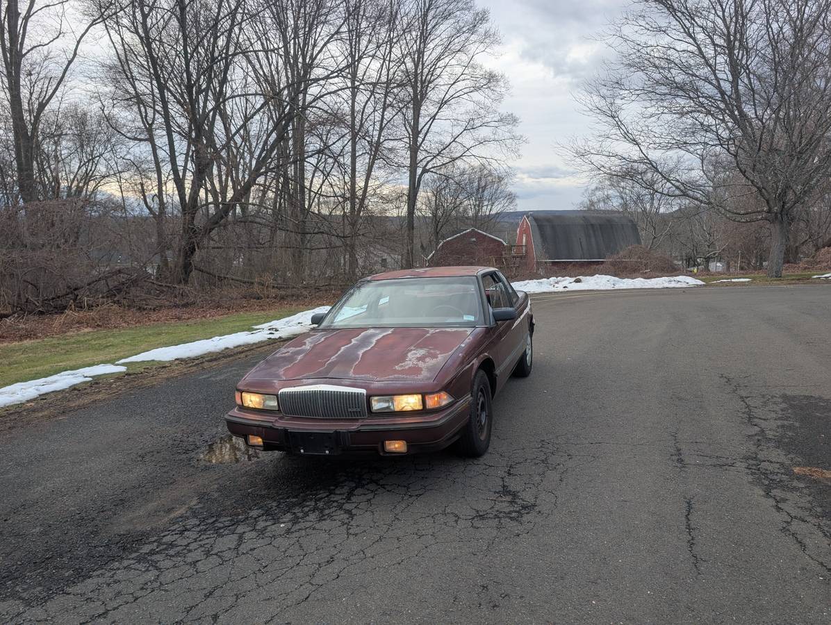 Buick-regal-custom-coupe-1993-4