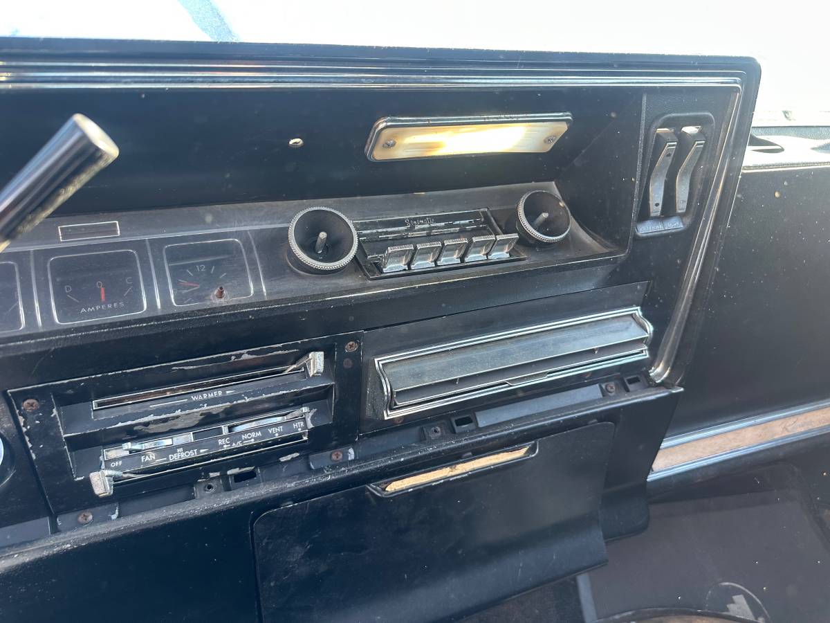 Buick-rivera-1966-16