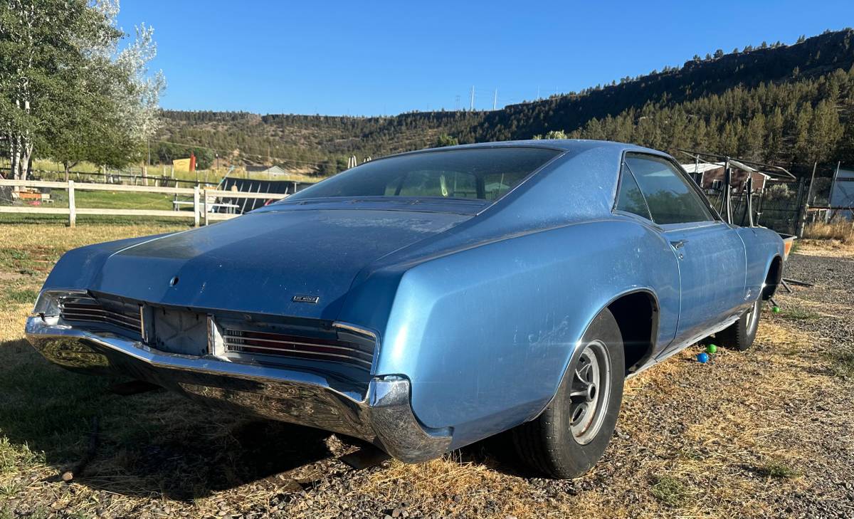 Buick-rivera-1966-4