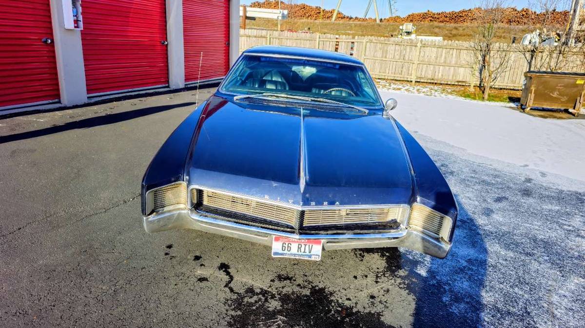 Buick-riviera-1966-10
