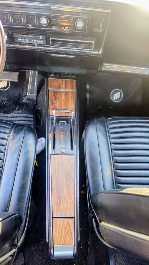 Buick-riviera-1966-15