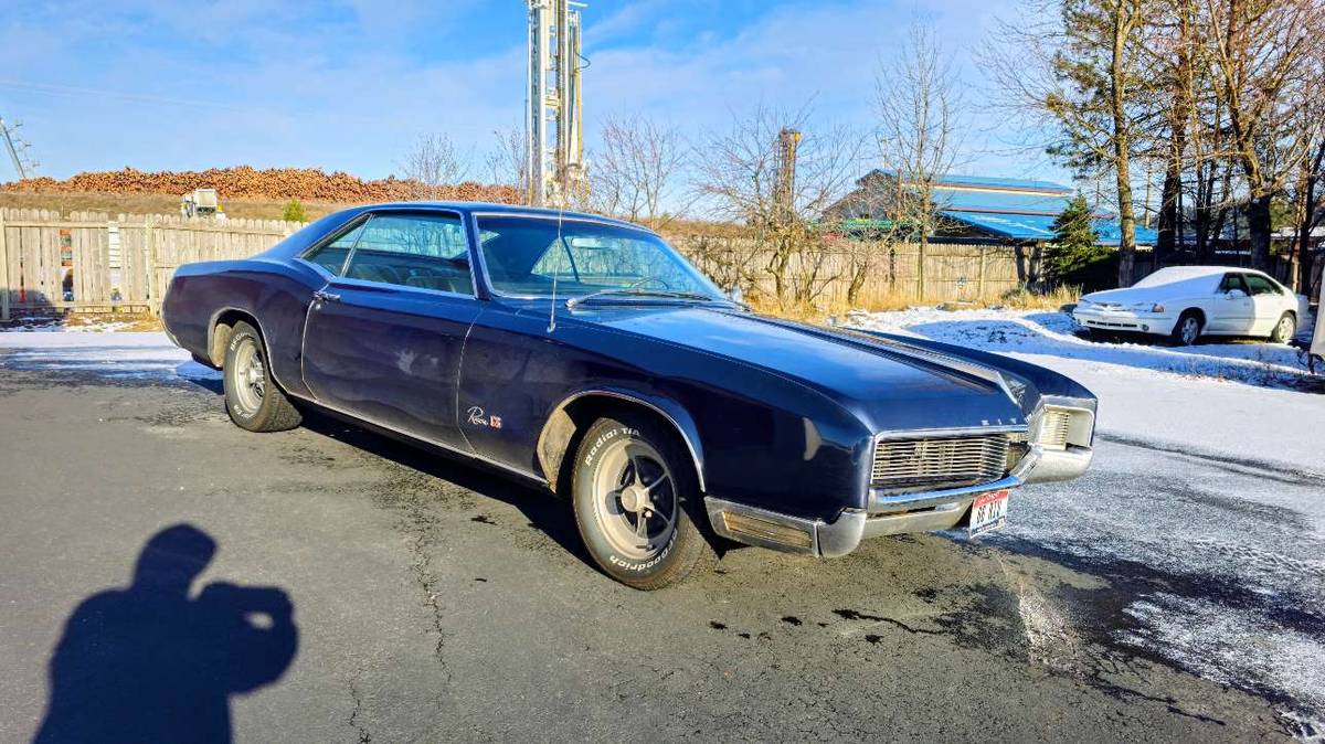 Buick-riviera-1966-9