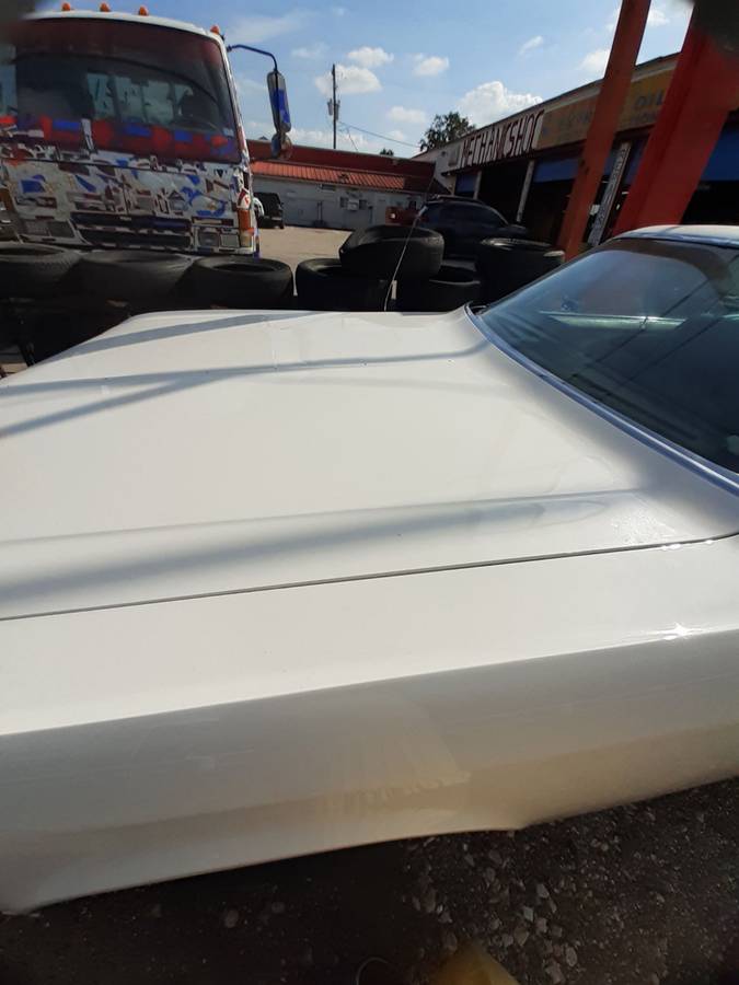 Buick-riviera-1968-white-11