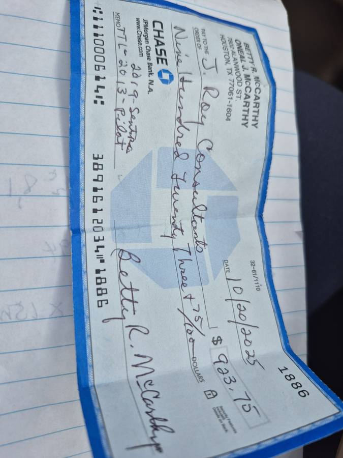 Buick-riviera-1968-white-15