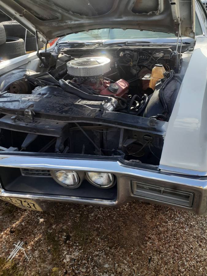 Buick-riviera-1968-white-18