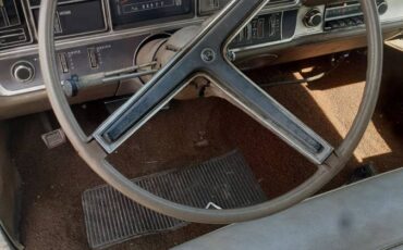 Buick-riviera-1968-white-5