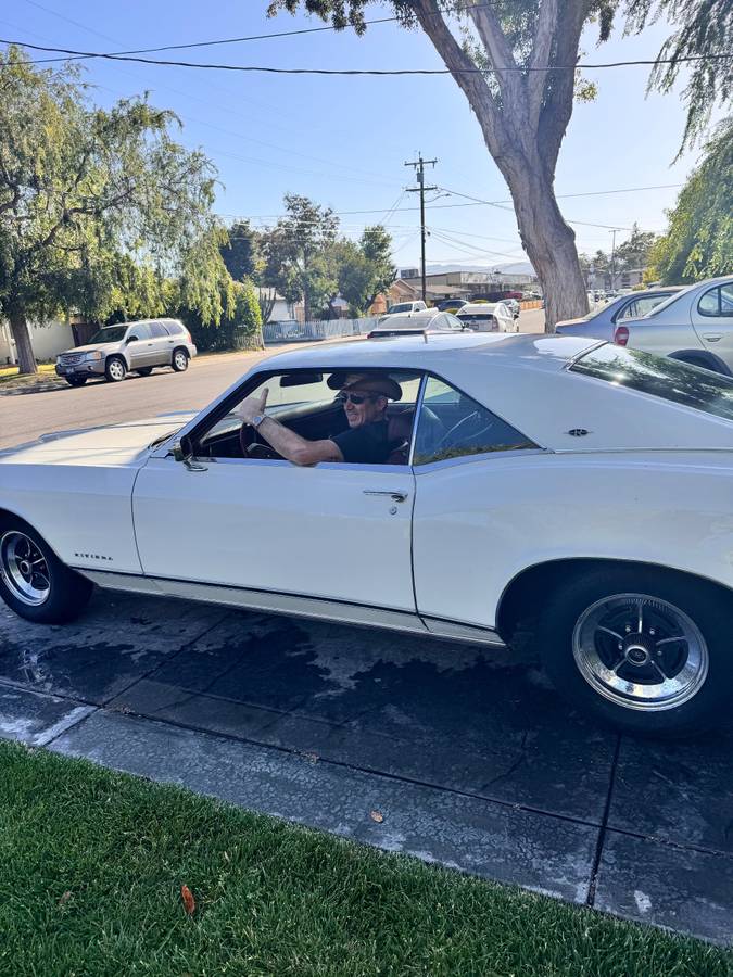 Buick-riviera-1969-2