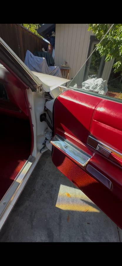 Buick-riviera-1969-9