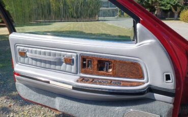 Buick-riviera-1990-red-10