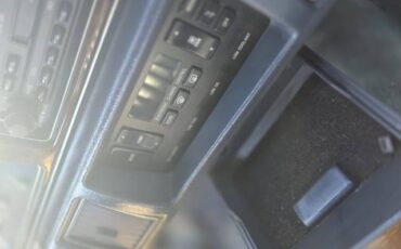 Buick-roadmaster-1992-10