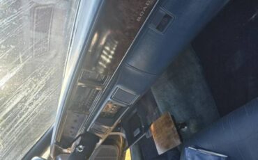 Buick-roadmaster-1992-9