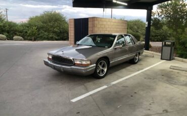 Buick-roadmaster-1995-grey-2