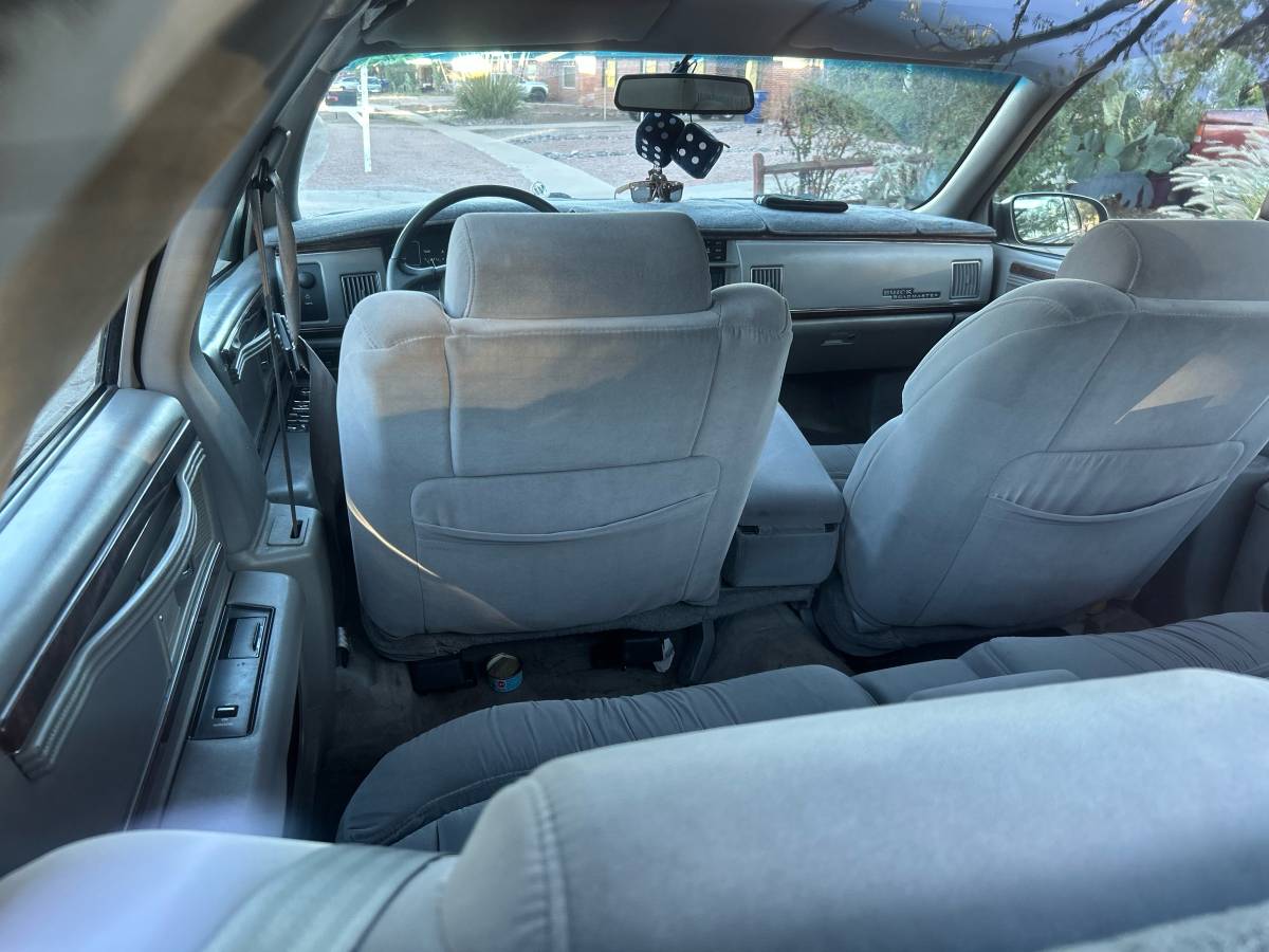 Buick-roadmaster-1995-grey-5