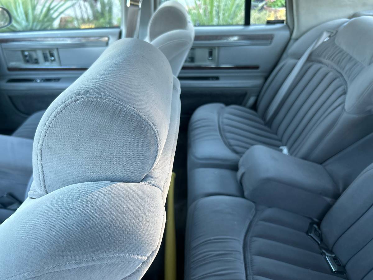 Buick-roadmaster-1995-grey-6