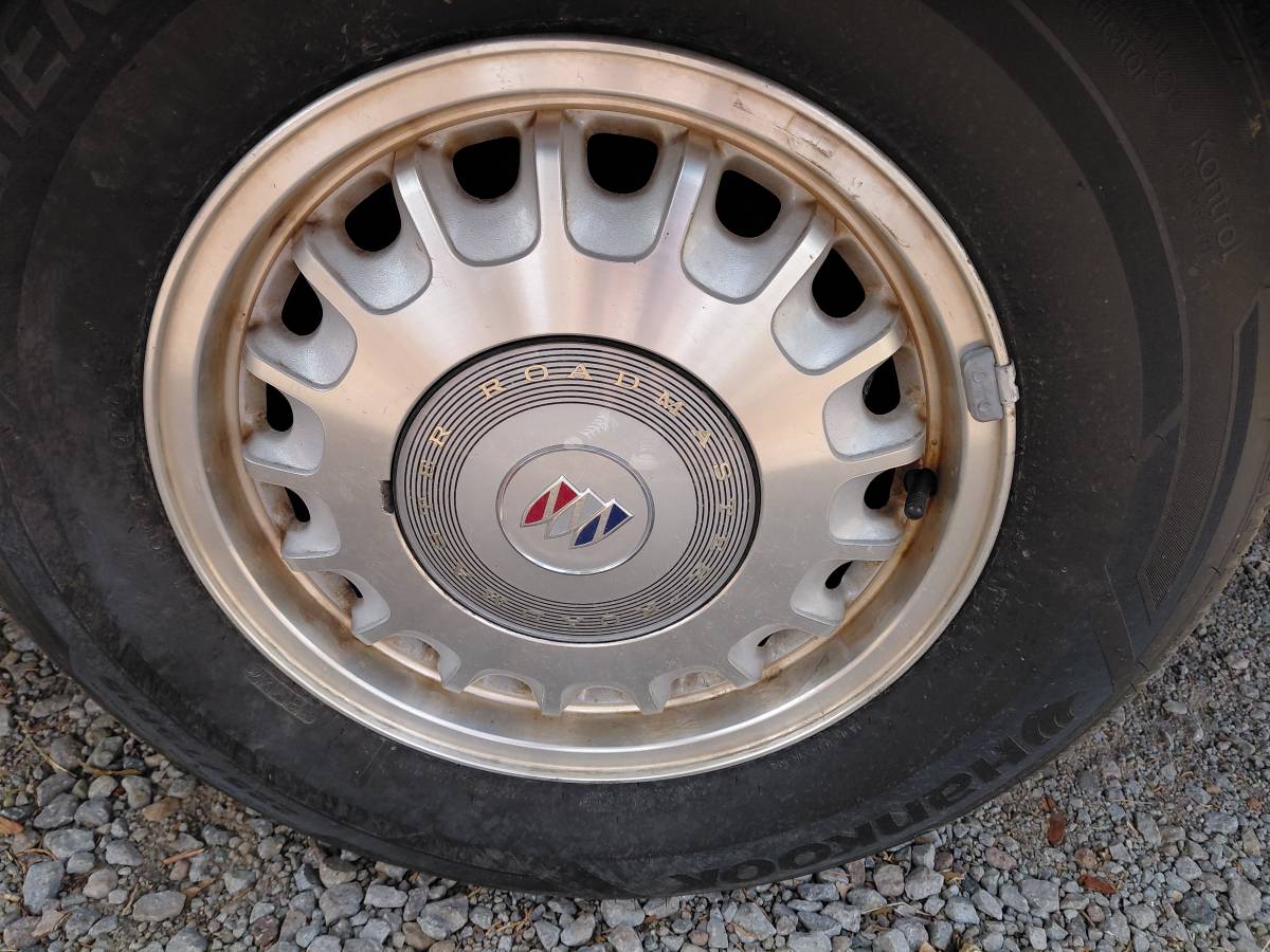 Buick-roadmaster-1995-white-4